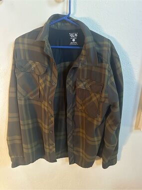 Mountain Hardwear Olive and Brown Plaid Lightweight Shirt Jacket